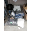 Image 1 : 12 P x. Lot of Curtains & Soft Household Goods