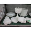 Image 2 : 16 Piece Lot of Milk Glass Collectibles