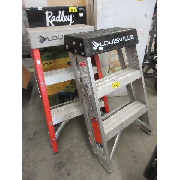2 Louisville 24" Step Ladders - Preowned - As Is