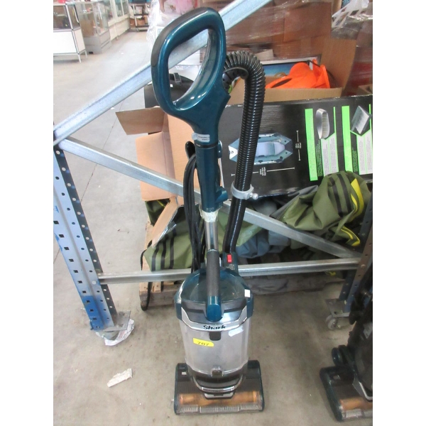 Shark Lift-Away Upright Vacuum Cleaner