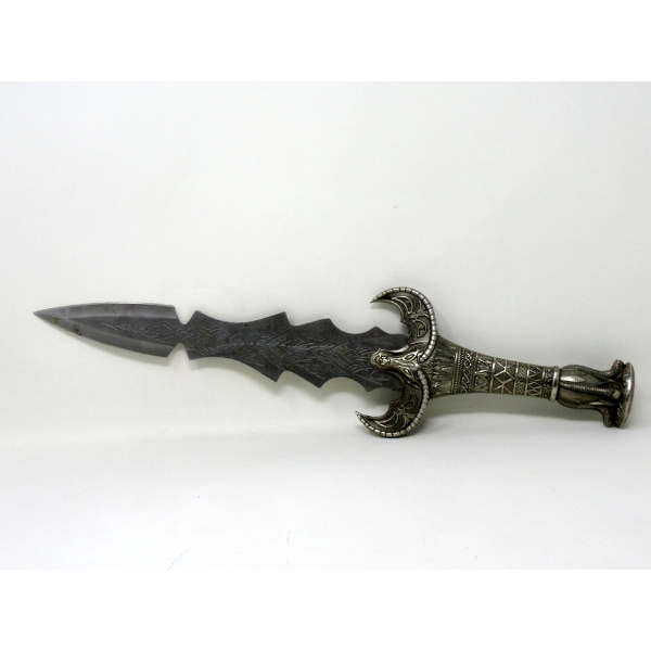 Fantasy Knife with 10" Blade - 4" Wide Hilt