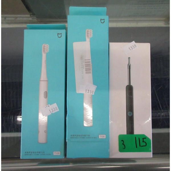 New Smart Visual Ear Cleaner & 2 Toothbrushes