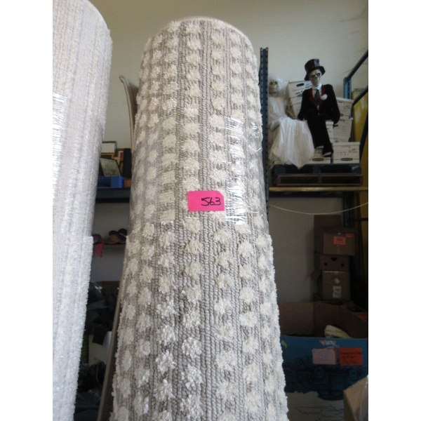 6' x 8' Beige Pattern Low Pile Area Carpet