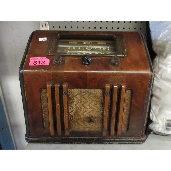 1941 Rogers-Majestic 16/53 Shortwave Radio	