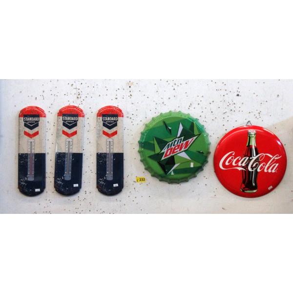 3 New Metal Thermometers & 2 Metal Wall Signs