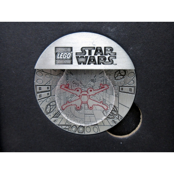 LEGO Star Wars Battle of Yavin Collectors Coin 