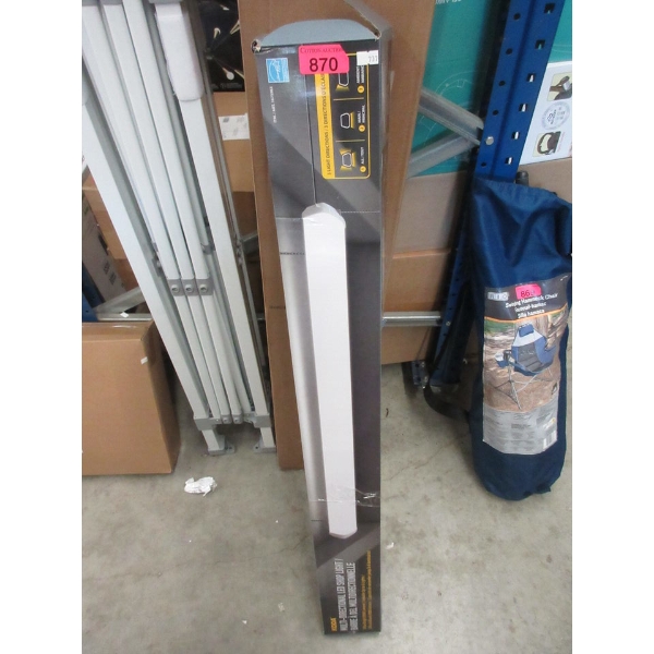 KODA Multi-Directional Shop Light 