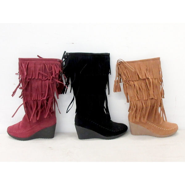 5 New Pairs of Assorted Ladies Boots in Boxes