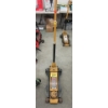 Image 1 : CAT 3 Ton / 2721 KG Low Profile Service Jack 