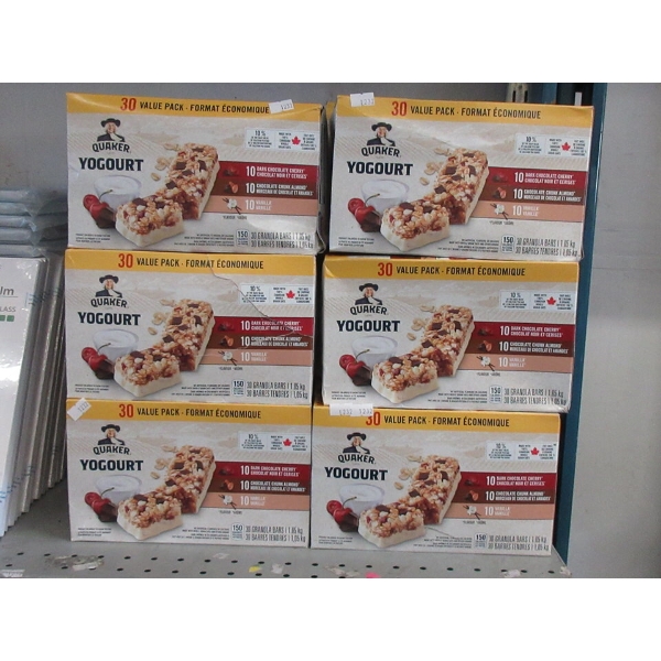 9 Boxes of 30 Quaker Yogourt Granola Bars