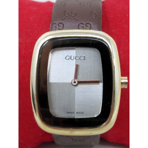 Gucci A8878 Women Quartz Watch - Preowned