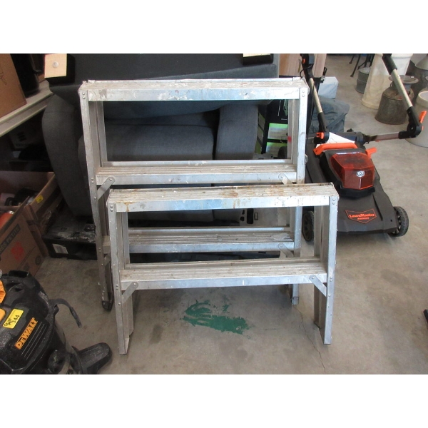 1 Two Step & 1 Three Step 30" Saw Horse