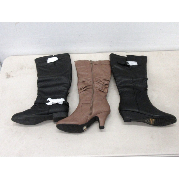 5 New Pairs of Assorted Ladies Boots in Boxes