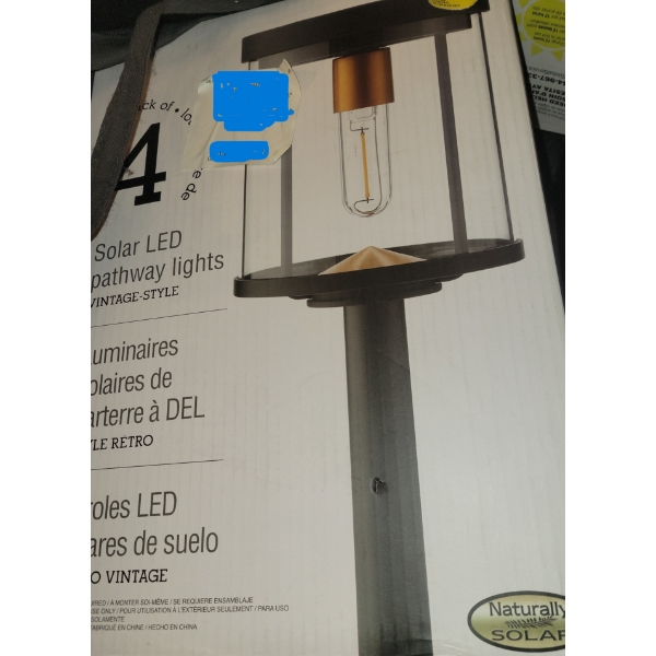 Solar LED Pathway Lights Vintage Style - Customer Return 