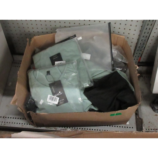 20+ New Black or Green Ladies Sleeveless Rompers