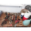 Image 1 : 35+ Piece Lot of Assorted Saws & Hand Tools