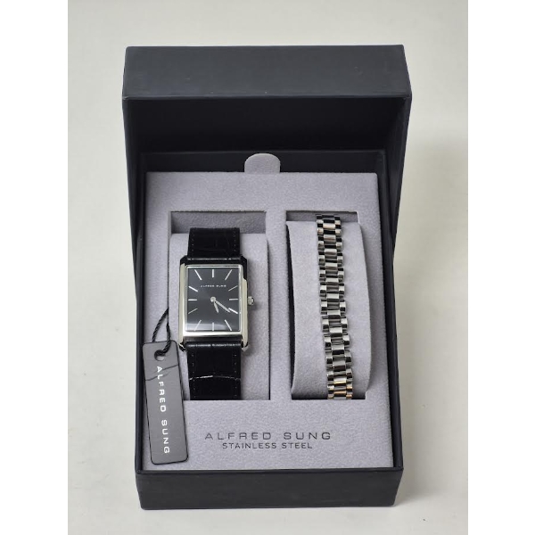 BNIB Alfred Sung Mans Watch & Matching Bracelet 