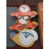 Image 1 : 3 Children's Wall Clocks with Moving Pendulums