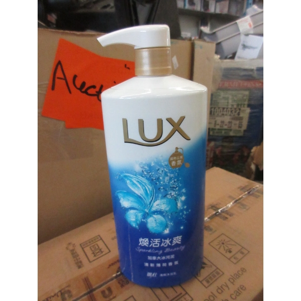 New Case of 12 Lux  Sparkling Beauty  Body Wash