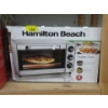 Image 1 : Hamilton Beach Toaster Oven - Bake Broil or Toast