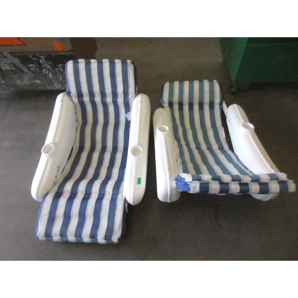 2 Resin Floating Pool Chairs with Cup Holders