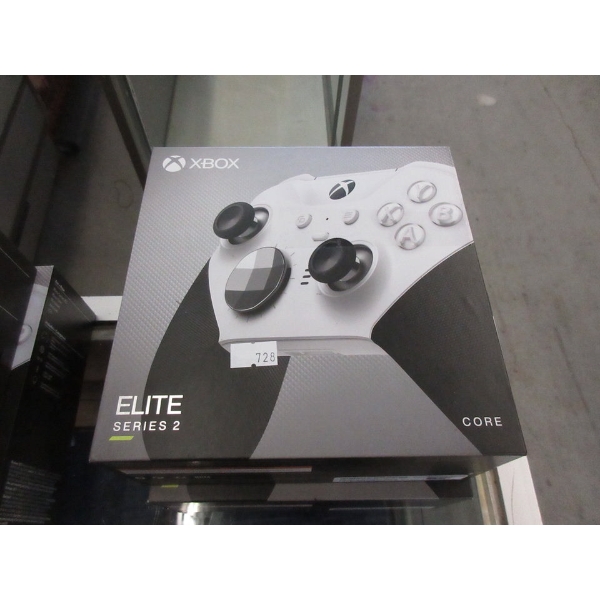 2 Elite Series 2 Wireless Xbox Controllers