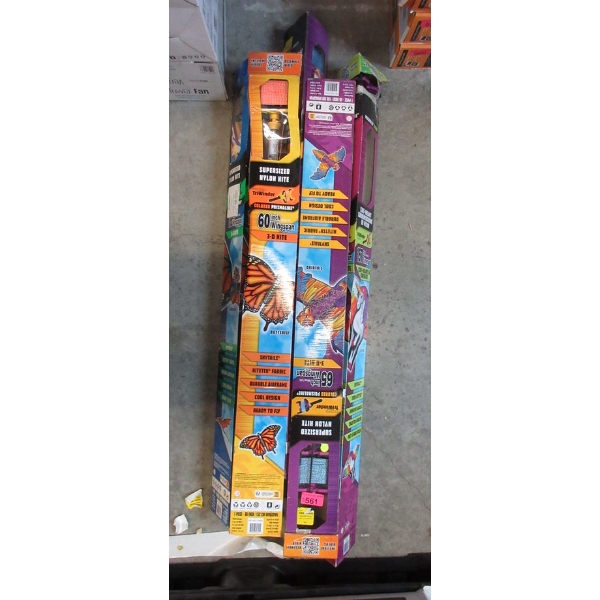 3 Supersized 3-D Nylon Kites