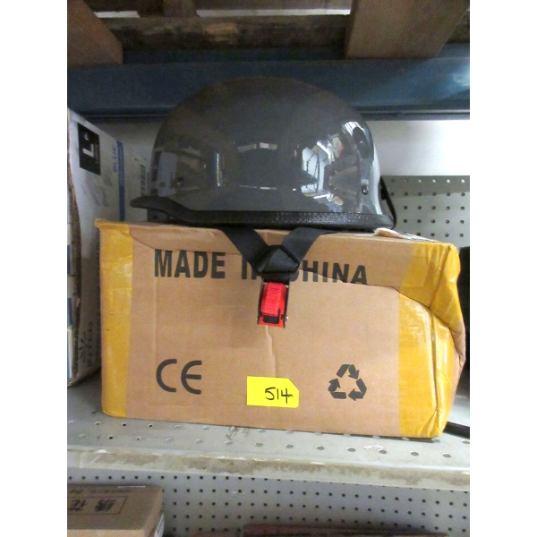 New SanQing DOT Motorcycle Helmet - Size M