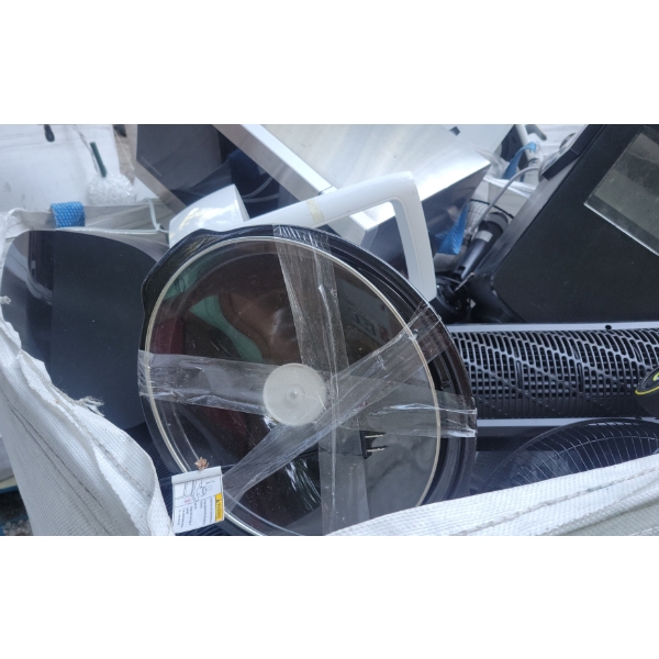 Pallet Of Miscellaneous Customer Return Items