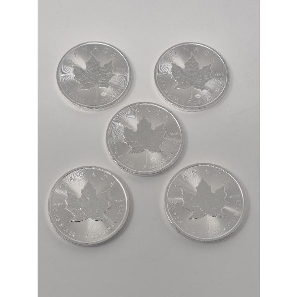 5 x 1 Oz .9999 Silver Canada Maple Leaf Coins