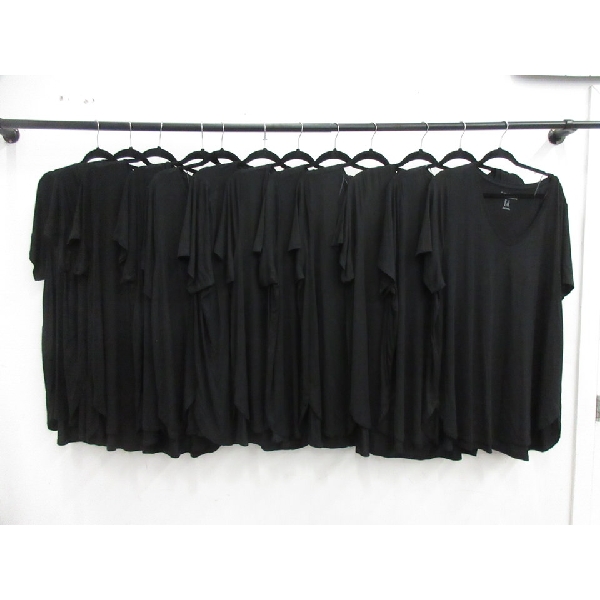 12 Penningtons Black "Modern: Tunic Length Shirts