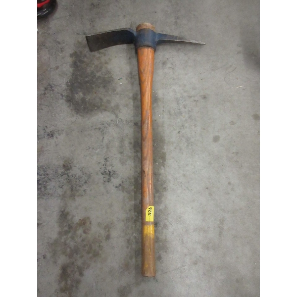 Heavy Duty Pick Axe - Preowned 