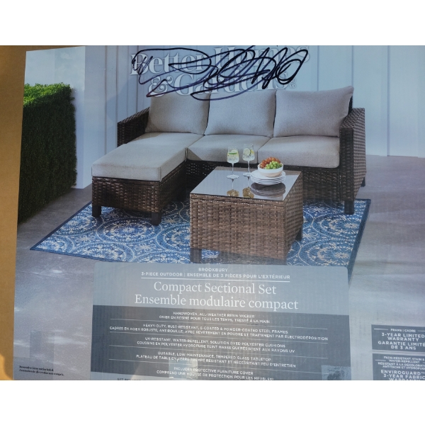 Customer Return Patio Set - Damaged 
