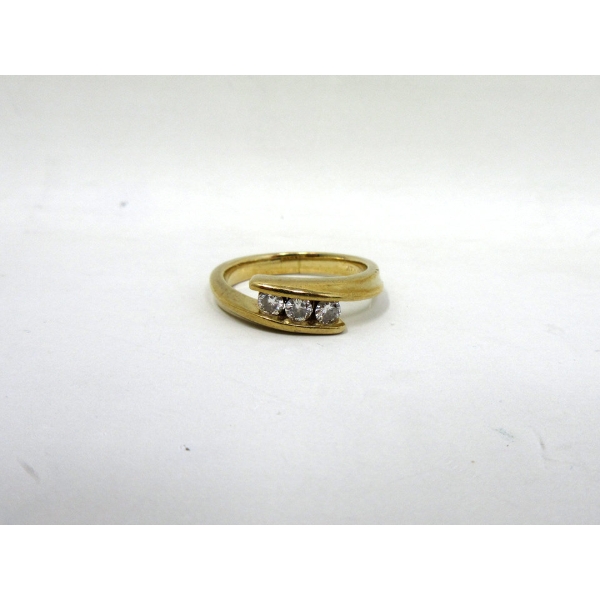 14KT Yellow Gold Ladies Estate 3-Stone Ring