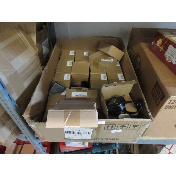 20 New LCS1620 Lithium Chargers & 4 Dyson Chargers