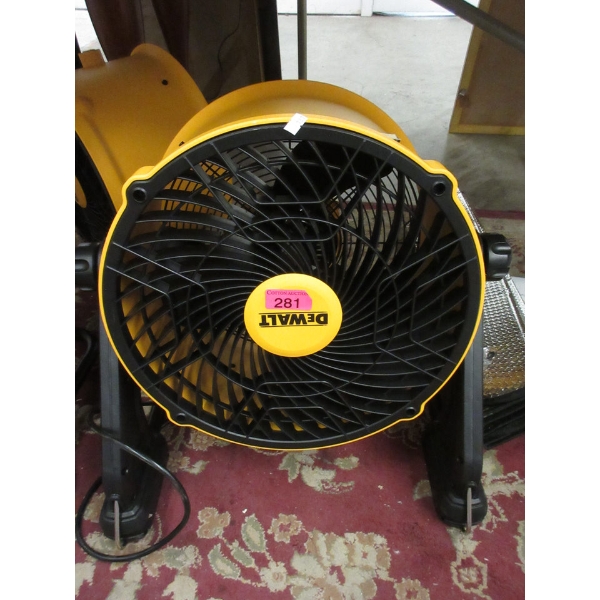 DeWalt 16" Bench Top Fan - No handle 