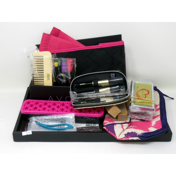 New Avon Makeup Brushes, Organizers and More
