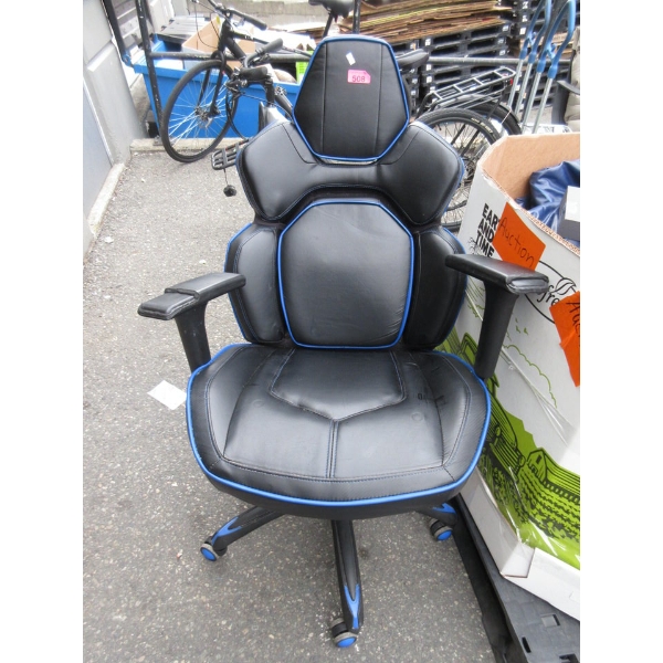 Cushioned Office Chair - Missing some arm padding