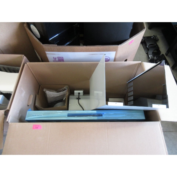 Samsung NK30K700WS Range Hood in Box