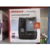 Image 1 : Honeywell Soothing Warm Mist Humidifier - Black