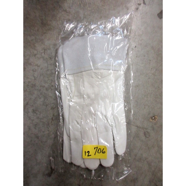 12 New Pairs of Unlined White Leather Work Gloves