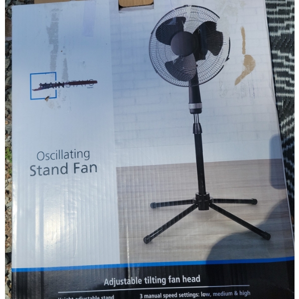 Black Mainstays Oscillating Stand Fan 