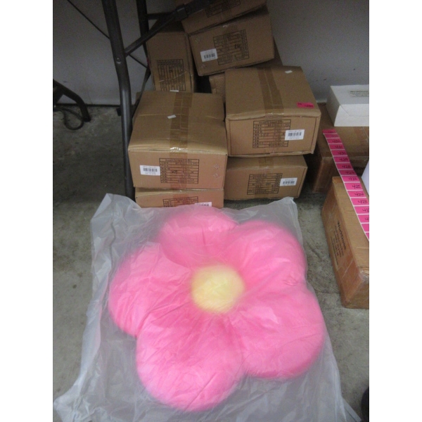 10 New 20" Pink Daisy Lounge Flower Pillows
