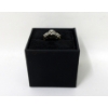 Image 3 : 14 KT Yellow Gold Floral Halo Motif Diamond Ring