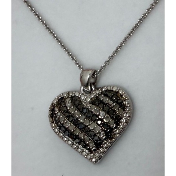 New Black & White Diamond Heart Necklace