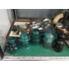 Image 2 : Shelf Lot of Assorted Vintage Collectibles 