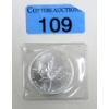 Image 1 : 1 Oz .9999 Silver 2012 Maple Leaf Coin 