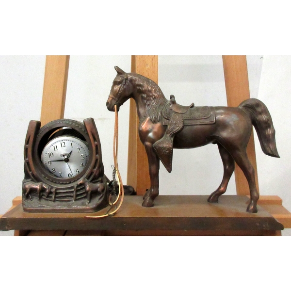 Vintage Hopalong Cassidy Spartus Horse Clock 
