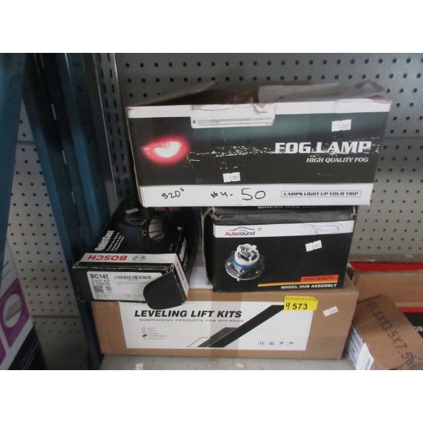 4 Piece Lot of Assorted Vehicle Parts