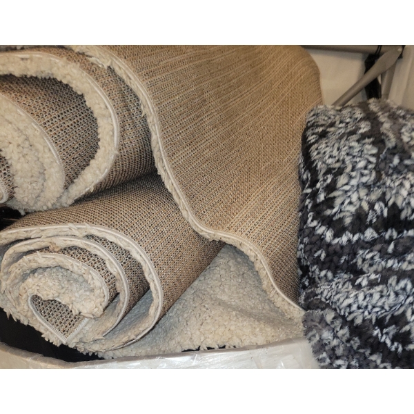 Skid Assorted Customer Return Mats 